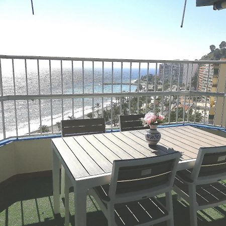 Bonito piso en primera línea de playa Almuñécar Exterior foto