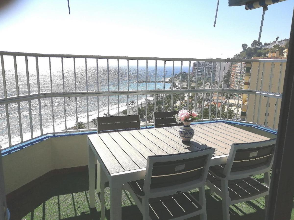 Bonito piso en primera línea de playa Almuñécar Exterior foto